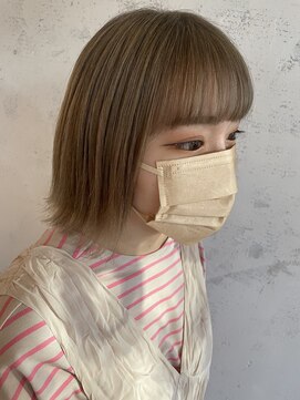 アドール(ADOR) [MIHO*ADOR] ベージュ / ブリーチ / ボブ / ハイトーン