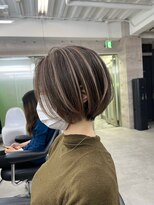 イキ 表参道(iki omotesando)&nbsp;モード/無造作ウェーブ/大人ガーリー[表参道駅]