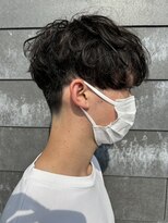 ヒュイル バイ ニアウ(Hwyl by Niau)&nbsp;メンズマッシュパーマスパイラルパーマニュアンスパーマ