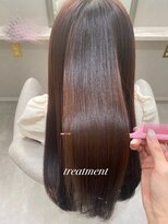 カラークチュール(Color Couture)&nbsp;デザインカラー/レイヤーカット/オリーブベージュ/ウエットヘア