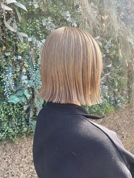 ノーブルヘアー(NOBLE HAIR) ぱつっとボブ×グレージュ