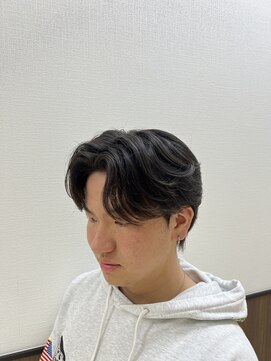 ステージ(STAGE) ダウンパーマ　ニュアンスパーマ　センターパート