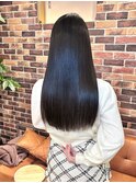 暗髪透明感ヘアグレージュブルージュストレート