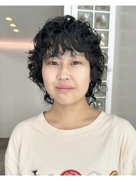 ナループロアツム(Nalu pu loa Tsum) ウルフパーマ/ウェーブパーマ/マッシュパーマ