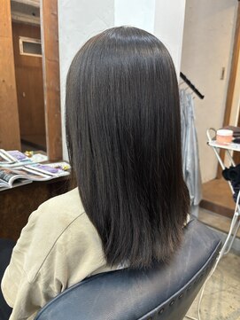 ヘアメイク デザート(HAIR MAKE DESART) 木村法子【キラテラカラーから新色「グレーマット」が出ました】