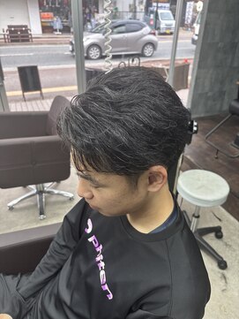 クレオ 福大通り店(CREO) 黒髪×センターパート