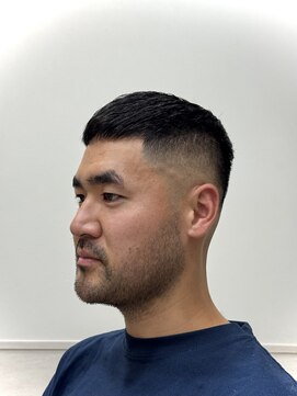 ヨシザワインク プレミアム 築地店(YOSHIZAWA Inc. PREMIUM) イケおじスキンフェード/メンズベリーショート