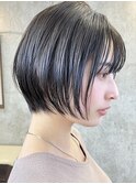 切りっぱなし風ショートボブ×艶ストレート