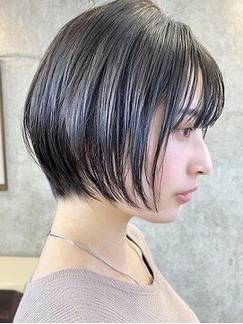 ルーファス 恵比寿 渋谷(Ruufus) 切りっぱなし風ショートボブ×艶ストレート
