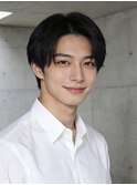 センターパートコンマヘア毛流れセンターパート束感ショート