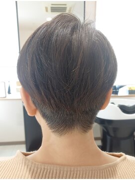 ヘアーミューテフラップ(hair mu-te flap) ベリーマッシュショート