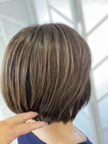 ツムグ 代官山店(TUMUGU) 大人可愛いニュアンスカラー脱白髪染め白髪ぼかし/前下がりボブ