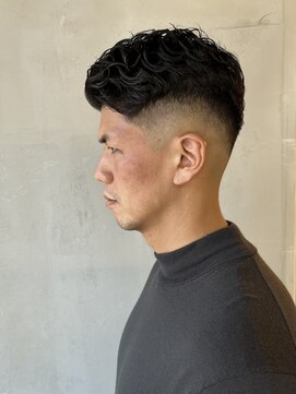 フランクスバーバーリザーブ 人形町店(FRANK’S BARBER RESERVE) 宮城リョータヘアーｙ
