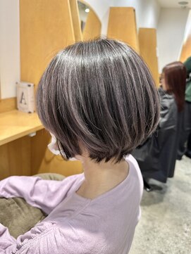 アンフィ 東京(Amphi) 【ブリーチやめた!!バレイヤージュで立体感ショート♪】