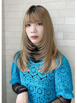 アルマフォー(Alma four) レイヤーカット