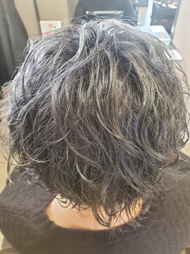 グロウ ツクバ(GLOW TSKUBA) シルバーカラー