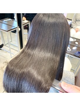 ラブレア(La-Brea) コスメストレート