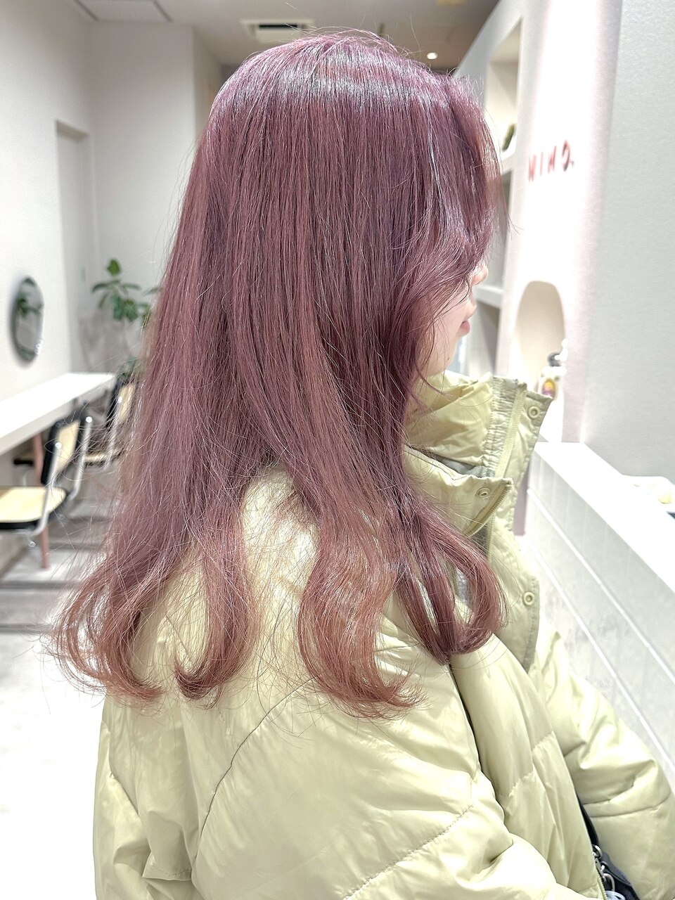 ピンクベージュ/ブリーチ/原宿/表参道/セミロング