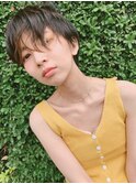 前髪ありフェザーショートクールショートマッシュレイヤーカット