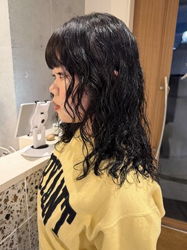 マイン(mine) スパイラルパーマ ミディアムパーマ レイヤーパーマ パーマ