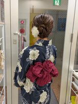 ヒデ美容室&nbsp;ゆるふわお団子風アレンジ