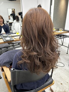 テラス トヨタ(Telasu Toyota) 海外ガール風スタイルになれるロングレイヤーカット◎