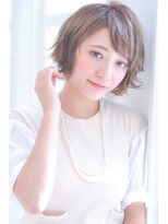 エルフォ(elfo)&nbsp;【elfo】外ハネとベージュカラーで華やかショートボブ