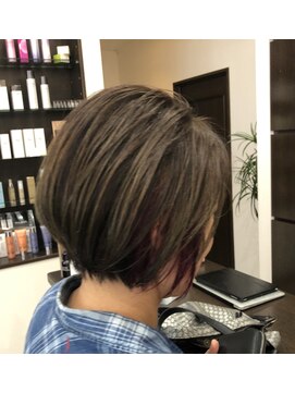 アールトゥーヘアー(art To Hair) グラボブ
