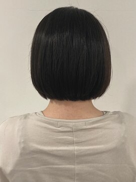 ヘアーサロン ラフリジー(Loufreasy) 【お客様スタイル】簡単スタイリングの大人ボブ♪