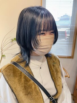 リル(LIL') レイヤーウルフカット