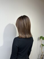 リラ バイ クオーレ(LIRA by CUORE)&nbsp;切りっぱなしボブ