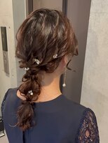 ブルーメ(Blume...)&nbsp;編みおろしスタイル/パーティーヘアセット☆