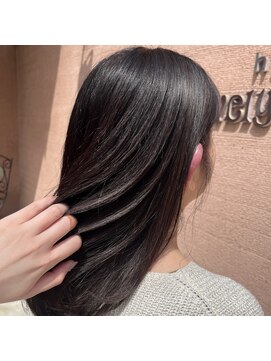 ヘアーズ ラブリージョブリー(hair's Lovely Jubbly) 【横田】艶髪カラー