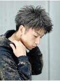 ソフトツイストツーブロックショート　かき上げ　シルバーカラー