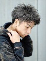 リップス レイ ギンザ(LIPPS Ray GINZA)&nbsp;ソフトツイストツーブロックショート　かき上げ　シルバーカラー