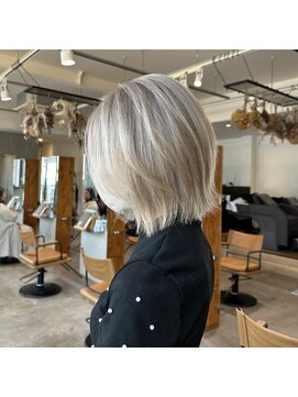 ルナバイルヴェール(LUNA by LeVert) ホワイトベージュ