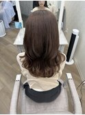 オリーブベージュ