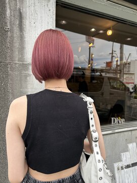 ラブアンドヘアー ダイブ(Love&Hair Dive) 切りっぱなしボブ×レッド
