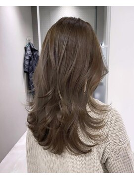 ムード(MOOD,) 暗めカラー/グランマッシュ[レイヤーカット/髪質改善/銀座]