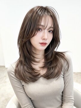 シースルーロングレイヤーカット