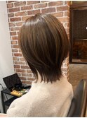 レイヤーボブハイライトカラーミルクティーベージュ