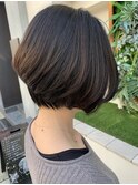 小顔丸みショートボブ　耳かけ　前下がり　神戸三宮