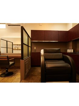 【コロナ対策実施】半個室の上質空間は、周りの目を気にせずゆったりと過ごせる＊至福のサロンタイムを―