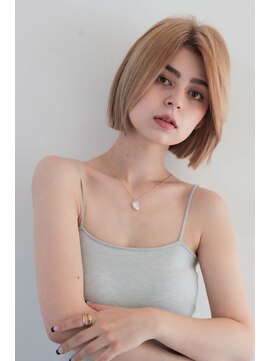 ベンジー 蔵前店(benji) パツッとボブ×柔らかいベージュカラー