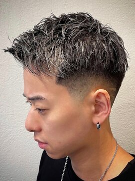 ビンゴ(BINGO) ba596ニュアンスカラーモテ髪束感バーバー刈り上げアップバンク