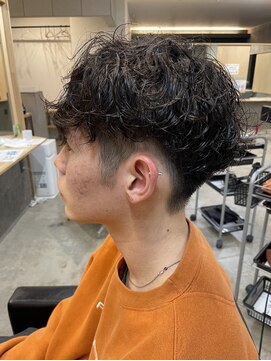 ニアウ 伊勢崎連取店(Niau) メンズマッシュパーマ波巻きスパイラルパーマ