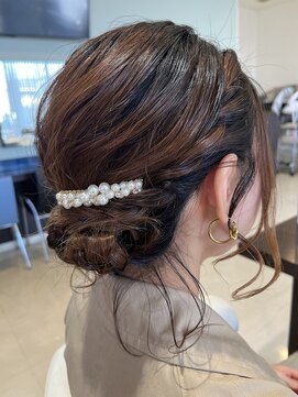 アメイジングヘアー 美沢店(AMAZING HAIR) 結婚式/お呼ばれ/ヘアセット/ヘアアレンジ/シニヨン/ツイスト