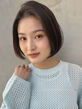 ビュートリアム 南青山(BEAUTRIUM) ふんわり大人ボブ 重めボブ 前髪無し 暗髪ボブ イルミナカラー