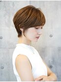 美シルエット横顔美人くびれレイヤークールショートハイライト