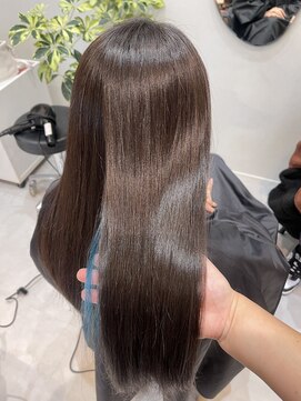 エミュスト(Emuest) ブリーチしてても髪質改善◯